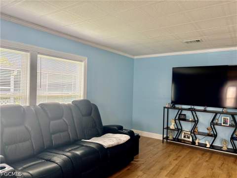 2781 Indianwood Dr, North Fort Myers FL - photo 7 of 44