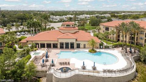 12940 Positano Cir 304, Naples FL - photo 18 of 22