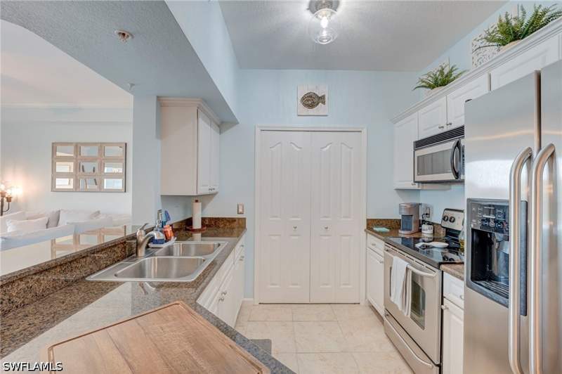 2 bedroom Condominium at 12940 Positano Cir 304, Positano Place, Naples — photo 4
