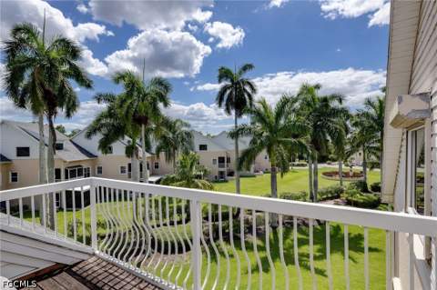 3593 Edgewood Ave, Fort Myers FL - photo 8 of 37