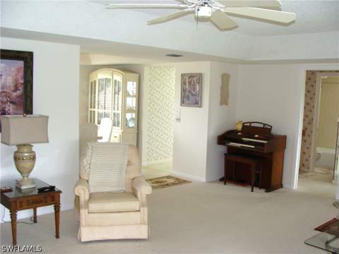 135 Quails Nest Rd 4, Naples FL - photo 8 of 39