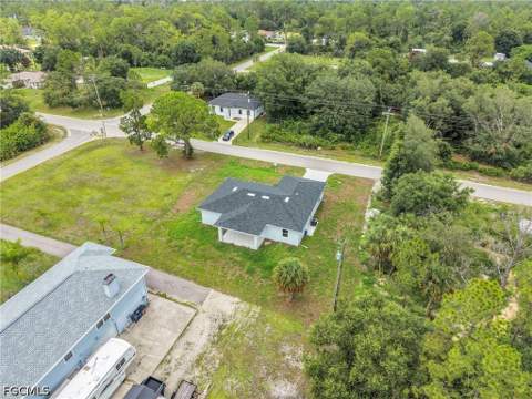 3502 E 10th St, Lehigh Acres FL - photo 7 of 29