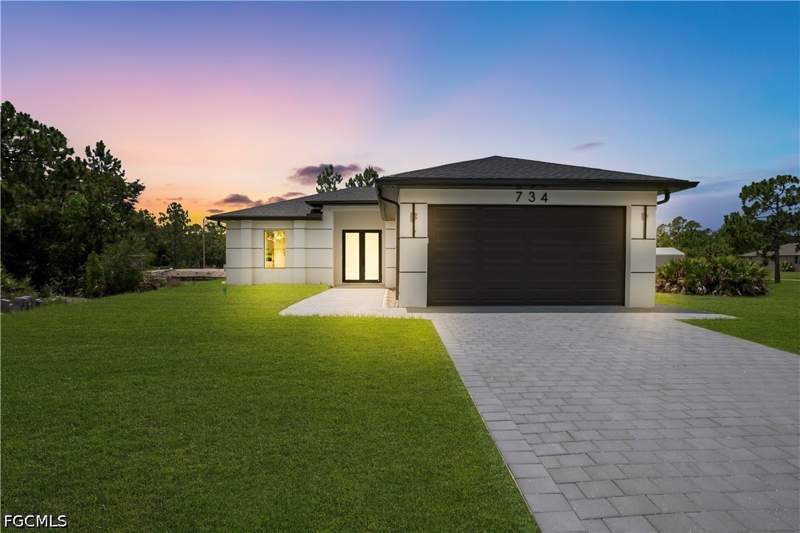 3 bedroom SingleFamilyResidence at 734 Theodore Vail St E, Lehigh Acres, Lehigh Acres — photo 2