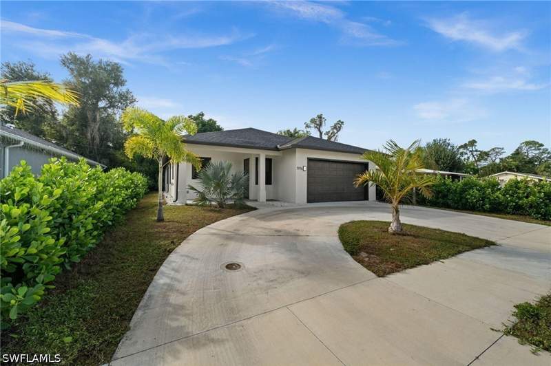 3 bedroom SingleFamilyResidence at 1916 Jefferson Ave, Palmlee Park, Fort Myers — photo 2