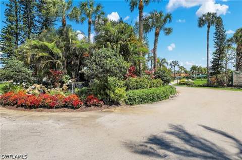 4338 27th CT SW 204, Naples FL - photo 21 of 23