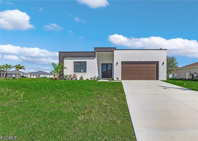 4 bedroom SingleFamilyResidence at 231 NW 27th Ave, Cape Coral, Cape Coral — photo 2