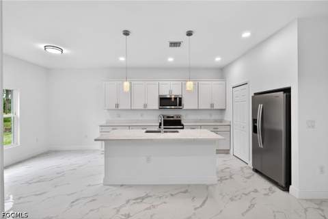 810 Jackson Ave, Lehigh Acres FL - photo 10 of 34