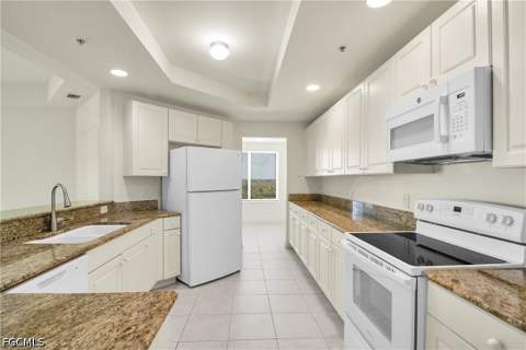 2743 1st St 1006, Fort Myers FL - photo 14 of 38