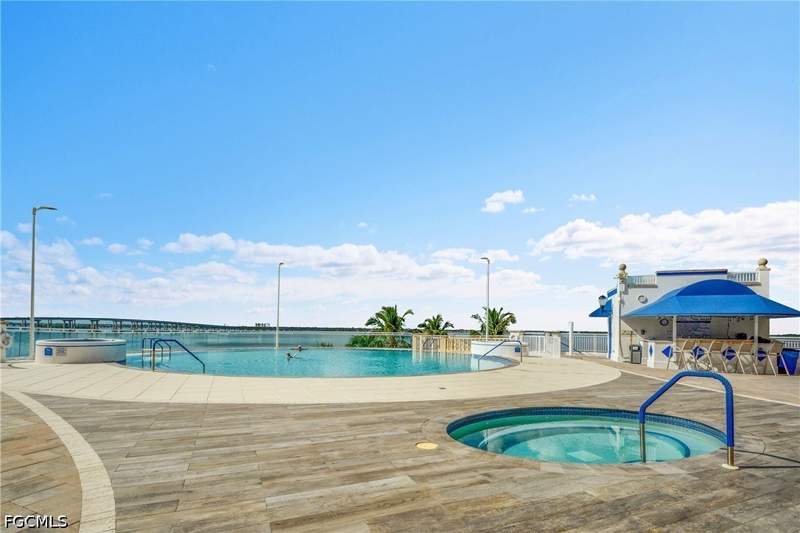 3 bedroom Condominium at 2743 1st St 1006, Riviera, Fort Myers — photo 4