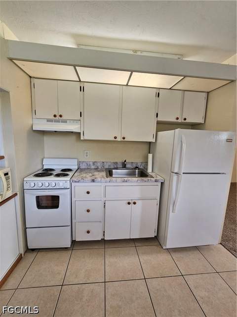 8101 Country Rd 201, Fort Myers FL - photo 8 of 34