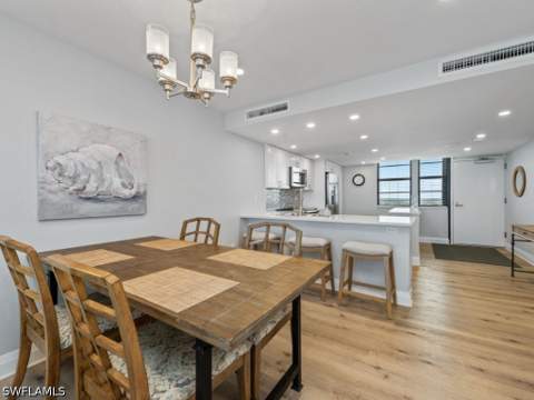 440 Seaview Ct 1502, Marco Island FL - photo 7 of 16