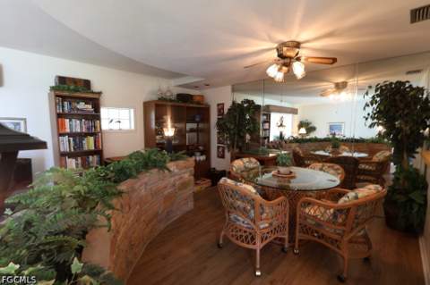 5227 Glade Ct, Cape Coral FL - photo 10 of 34
