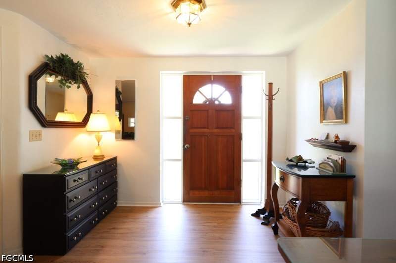 2 bedroom SingleFamilyResidence at 5227 Glade Ct, Cape Coral, Cape Coral — photo 3