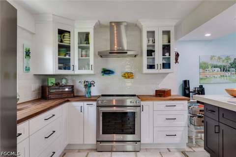 1318 Junonia St, Sanibel FL - photo 14 of 38