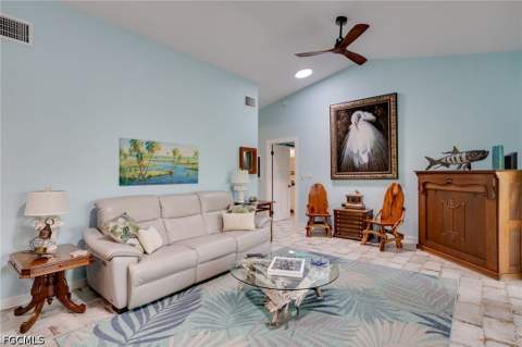 1318 Junonia St, Sanibel FL - photo 7 of 38