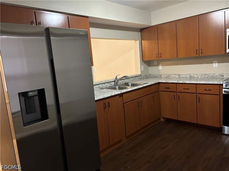 3 bedroom SingleFamilyResidence at 405 SW 43rd Ln, Cape Coral, Cape Coral — photo 2