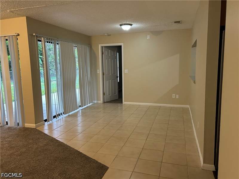 3 bedroom SingleFamilyResidence at 405 SW 43rd Ln, Cape Coral, Cape Coral — photo 5