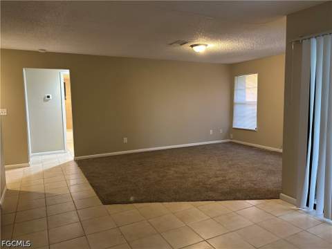 405 SW 43rd Ln, Cape Coral FL - photo 6 of 12
