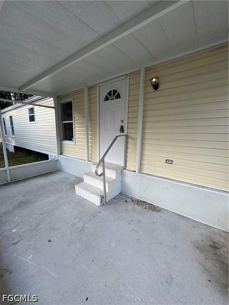 3 bedroom ManufacturedHome at 26677 Stardust Dr, Leitner Creek Manor, Bonita Springs — photo 2