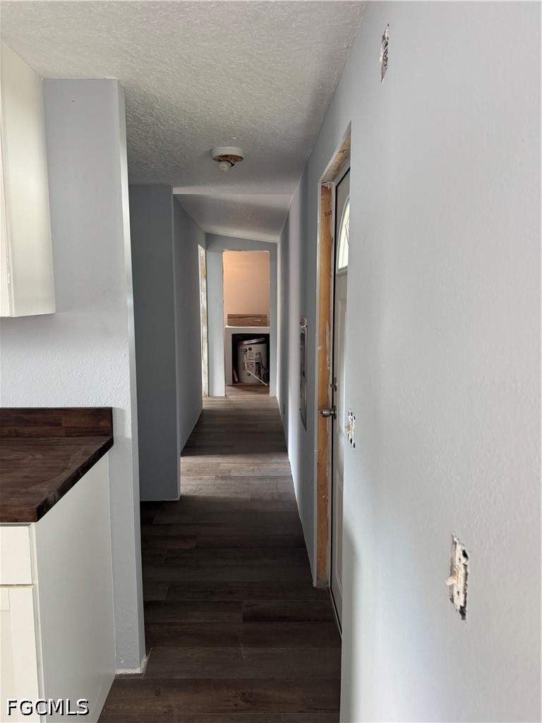 3 bedroom ManufacturedHome at 26677 Stardust Dr, Leitner Creek Manor, Bonita Springs — photo 5