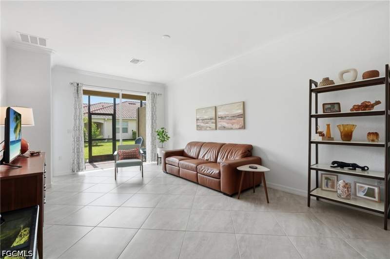 3 bedroom Attached at 1689 Alameda Dr, Orange Blossom Ranch, Naples — photo 4