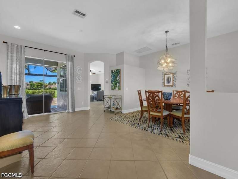 4 bedroom SingleFamilyResidence at 12090 Hidden Links Dr, Hidden Links, Fort Myers — photo 5
