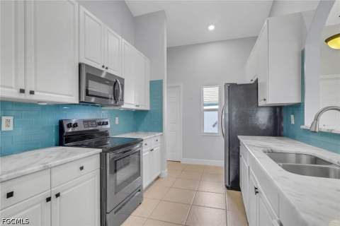 2232 Summersweet Dr, Alva FL - photo 13 of 43