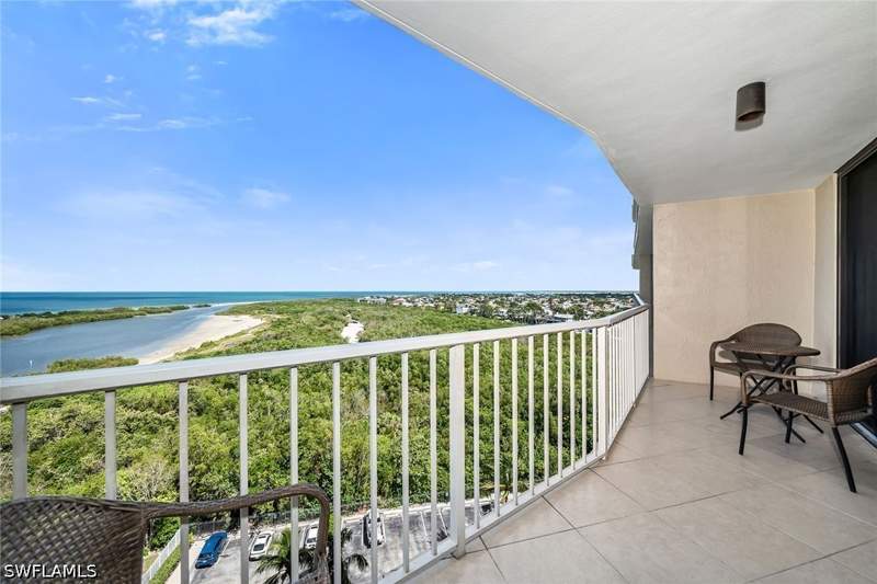 2 bedroom Condominium at 440 Seaview Ct 1201, South Seas Club Condo, Marco Island — photo 4