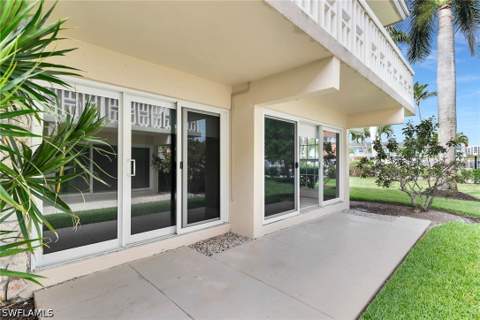 1215 Edington Pl M3, Marco Island FL - photo 14 of 33