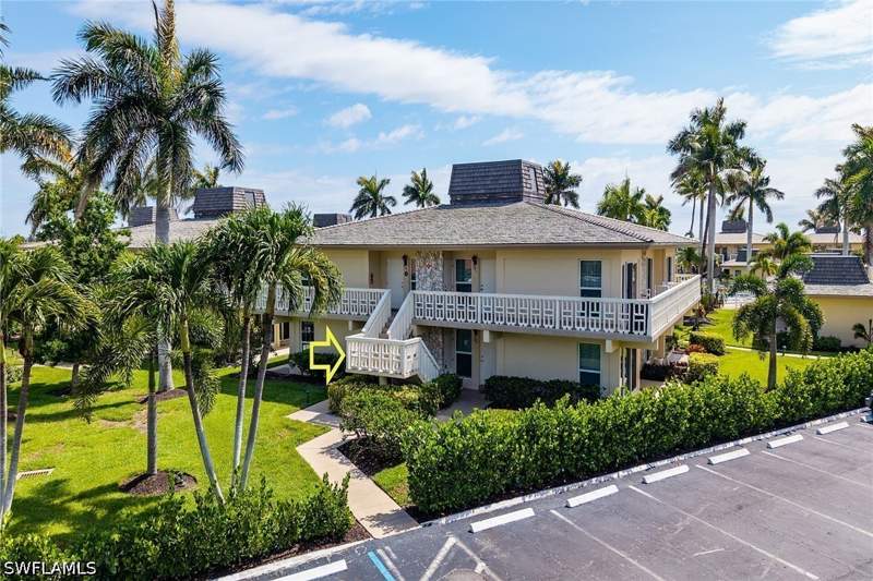 1 bedroom Condominium at 1215 Edington Pl M3, Ville De Marco, Marco Island — photo 2