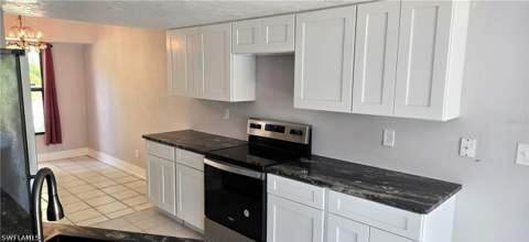 1031 Averly St, Fort Myers FL - photo 9 of 29
