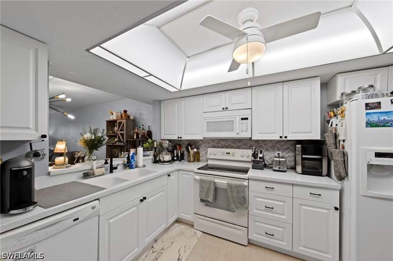 2 bedroom Condominium at 25808 Cockleshell Dr 114, Bonita Pines, Bonita Springs — photo 3