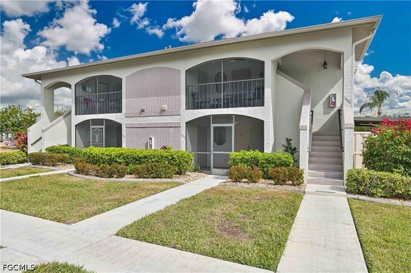2 bedroom Condominium at 13220 Whitehaven Ln 1404, Villas Three, Fort Myers — photo 2
