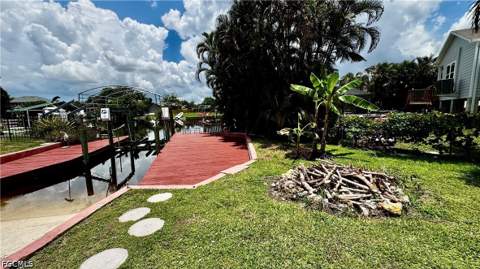 303 Georgia Ave, Fort Myers FL - photo 8 of 34