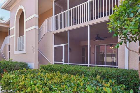 2810 Cypress Trace Cir 2112, Naples FL - photo 16 of 46