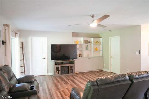 114 Greenwood Ave, Lehigh Acres FL - photo 14 of 46