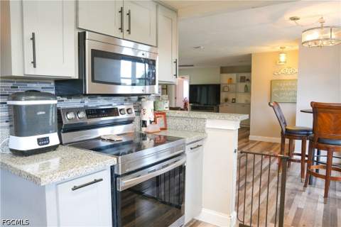 114 Greenwood Ave, Lehigh Acres FL - photo 15 of 46
