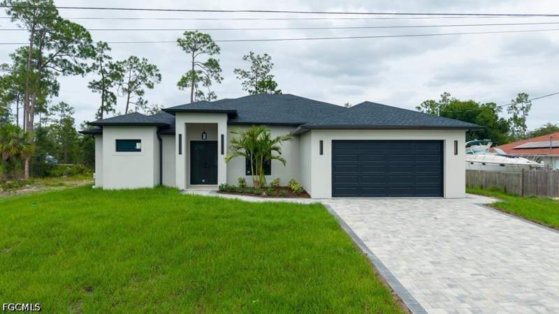 4 bedroom SingleFamilyResidence at 814 Clayton Ave, Lehigh Acres, Lehigh Acres — photo 4
