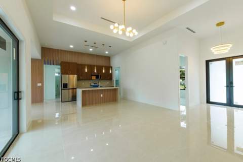 814 Clayton Ave, Lehigh Acres FL - photo 6 of 50