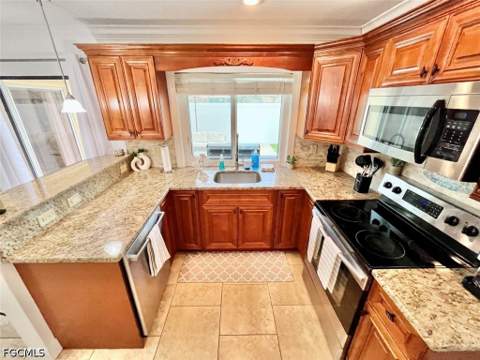 2314 SE 18th Pl, Cape Coral FL - photo 13 of 30
