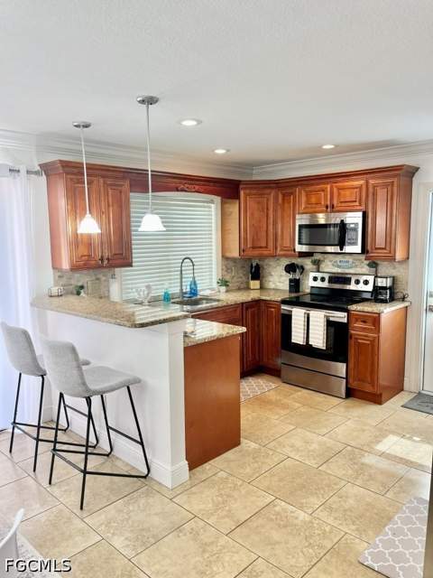 2314 SE 18th Pl, Cape Coral FL - photo 6 of 30