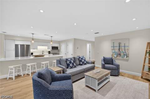 2721 W Gulf Dr 108, Sanibel FL - photo 8 of 29