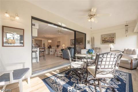 5905 Trailwinds Dr 812, Fort Myers FL - photo 21 of 50
