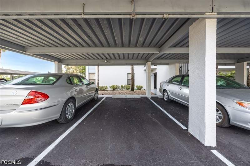 3 bedroom Condominium at 5905 Trailwinds Dr 812, Oakmont Village, Fort Myers — photo 4