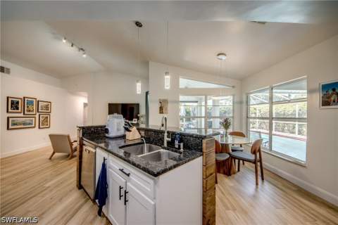 9910 Laketree Ct, Fort Myers FL - photo 12 of 30