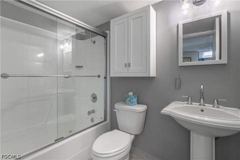 1580 Pine Valley Dr 305, Fort Myers FL - photo 15 of 44