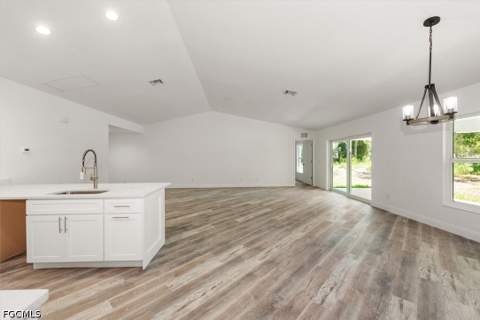 414 Cleveland Ave, Lehigh Acres FL - photo 10 of 40