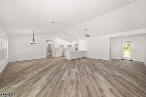 414 Cleveland Ave, Lehigh Acres FL - photo 11 of 40
