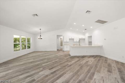 414 Cleveland Ave, Lehigh Acres FL - photo 9 of 40