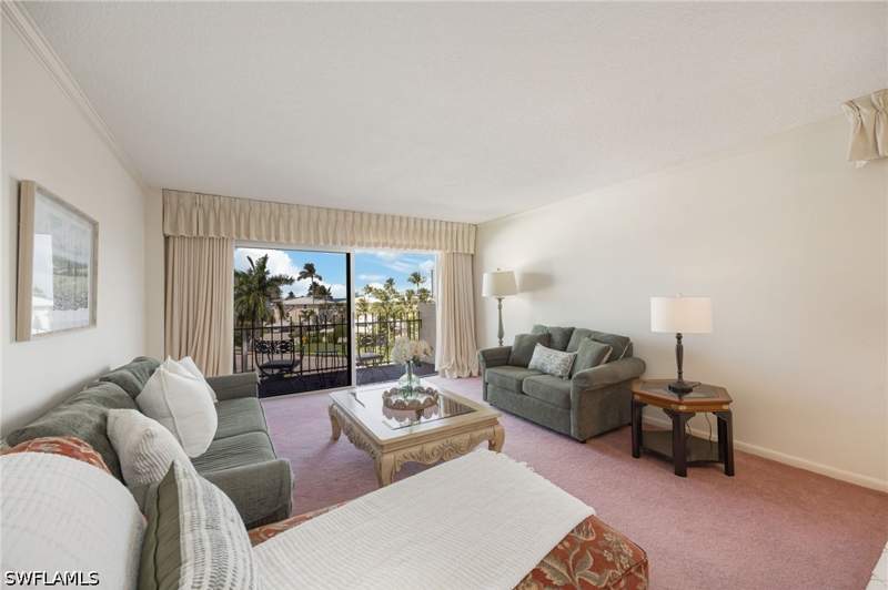 2 bedroom Condominium at 2150 Gulf Shore Blvd N 411, Kings Port, Naples — photo 4